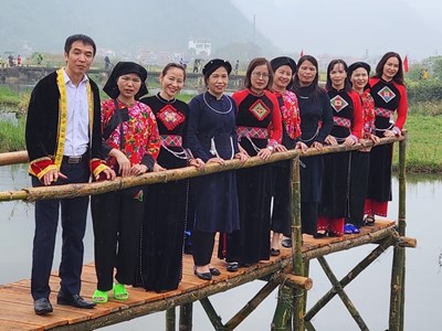  Thăm làng Quỳnh Sơn