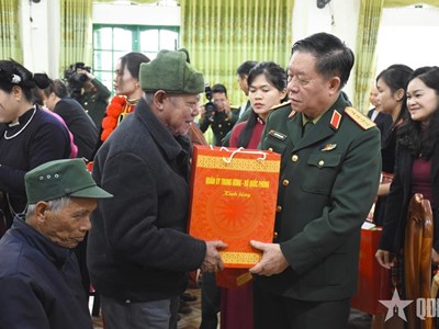 Xây dựng Đảng bộ Quân đội mẫu mực, tiêu biểu, ngang tầm nhiệm vụ