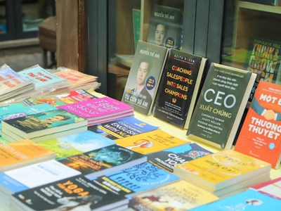 “Ngọn đuốc” tiếp lửa cho người cầm bút