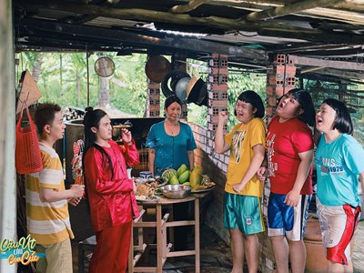  Sự trỗi dậy của phim trên không gian mạng