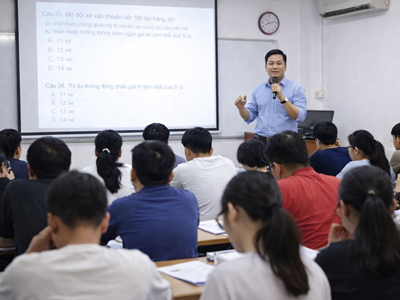 Cơ hội song hành áp lực