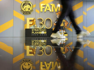 Một phán quyết, một phép thử cho cách làm bóng đá