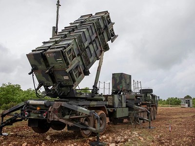 Xung đột Iran có thể khiến Mỹ chuyển hướng vũ khí khỏi Ukraine