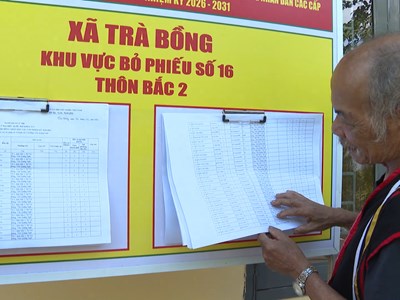  Cử tri vùng cao gửi trọn niềm tin vào lá phiếu