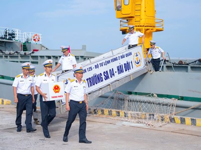  Kết thúc bầu cử sớm ngoài thềm lục địa