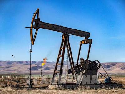 Dầu Trung Đông vọt lên đắt nhất thế giới vì chiến sự Iran