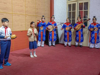  Giáo dục di sản không chỉ “xem và nghe”