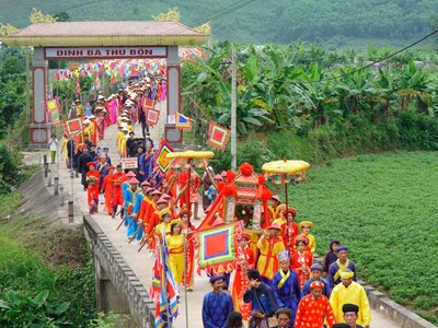  Sông nước Thu Bồn rộn ràng vào hội