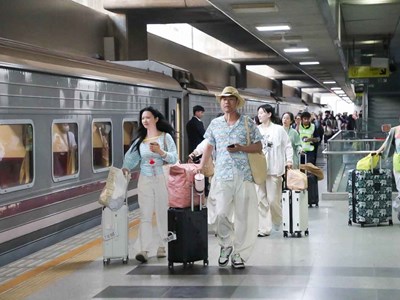 Giữ hồn văn hóa, thúc đẩy du lịch