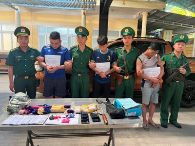  Chăm vợ rồi lại vào trận tuyến