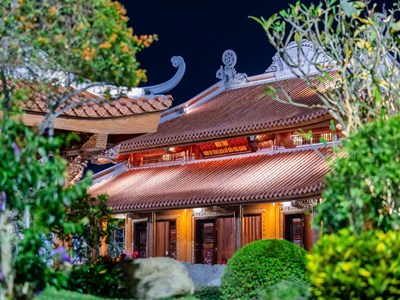 Biểu tượng của một thời không khuất phục