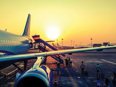 Hàng không toàn cầu hủy 13.000 chuyến bay tháng 5 do thiếu nhiên liệu