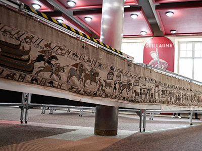 Tấm thảm Bayeux lần đầu được trưng bày toàn bộ tại London