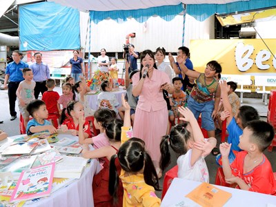 Hành trình nhân văn của văn hóa đọc
