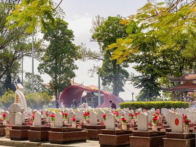 Kỳ 1 - Lặng nghe những tiếng rì rầm