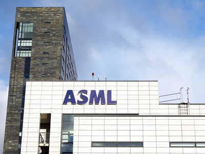 ASML thưởng 20.000 euro giữ chân nhân viên: Cuộc đua nhân lực chip tăng nhiệt