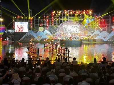 Sông Cầu thắp sáng Tuần Văn hóa - Du lịch Bắc Kạn 2025