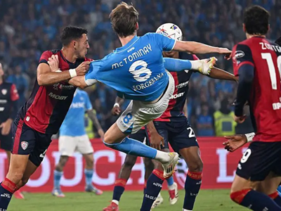 “Hàng thải” từ Man United đưa Napoli vô địch Serie A