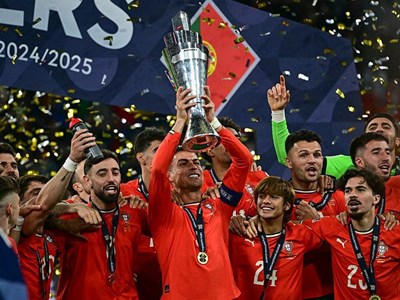 Bồ Đào Nha đánh bại Tây Ban Nha trên chấm luân lưu, lần thứ hai vô địch Nations League