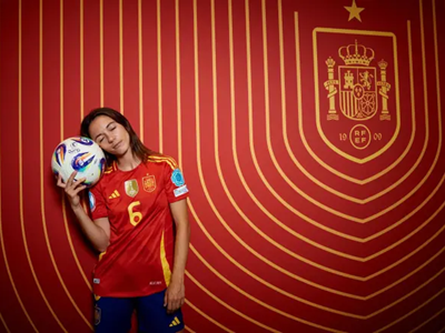 EURO nữ 2025: Quả bóng vàng nhập viện vì viêm màng não