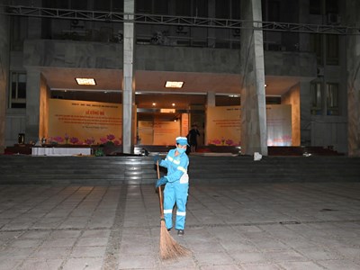 URENCO tăng cường vệ sinh môi trường phục vụ Lễ công bố Nghị quyết của Ủy ban Thường vụ Quốc hội