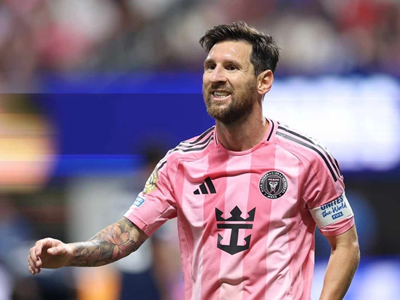 Messi được mời chào đến Saudi Arabia: Sẽ là màn tái ngộ Ronaldo?
