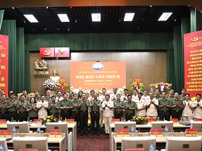 Triển khai thực hiện tốt công tác bảo vệ an ninh chính trị nội bộ