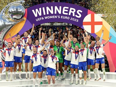 Tuyển nữ Anh vô địch Euro 2025 sau trận chung kết nghẹt thở với Tây Ban Nha