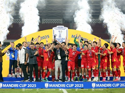 Bộ VHTTDL tặng Bằng khen cho đội tuyển U23 Việt Nam