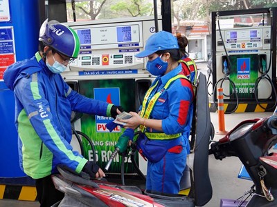 Giá xăng dầu hôm nay 20.10: Giữ đà tăng nhẹ, kỳ vọng thị trường phục hồi cuối tháng