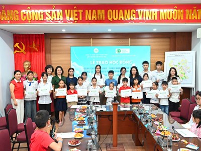 Học bổng “PRO Việt Nam - URENCO”: Tiếp sức ước mơ con em công nhân môi trường
