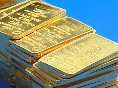 Giá vàng hôm nay 28.10: Lao dốc mạnh, vàng SJC mất gần 1 triệu đồng/lượng