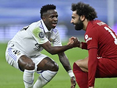 Tin chuyển nhượng bóng đá ngày 24.1: Đại gia Saudi Arabia săn Salah và Vinícius