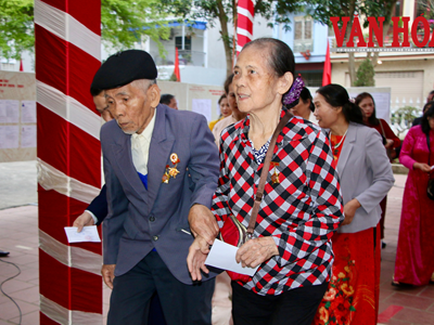 Cử tri Thái Nguyên gửi niềm tin qua lá phiếu bầu cử