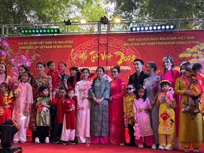  Không gian Tết Việt giữa lòng thủ đô Kuala Lumpur