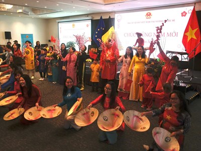 Vui đón Tết của cộng đồng người Việt ở nước ngoài