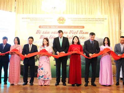 Hơi thở Việt giữa lòng châu Âu