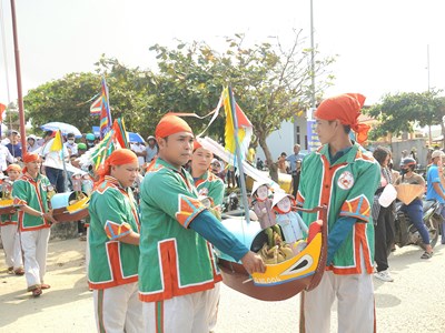 Linh thiêng Lễ Khao lề thế lính Hoàng Sa