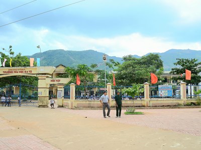 Cựu chiến binh đồng bào Hrê học và làm theo lời Bác