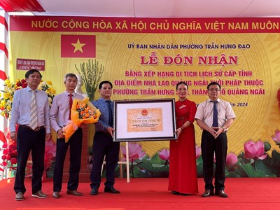 Đón nhận Bằng xếp hạng Di tích lịch sử cấp tỉnh Địa điểm Nhà lao thời Pháp thuộc