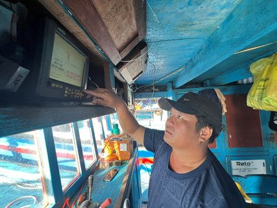 Hỗ trợ nhiên liệu cho ngư dân còn nhiều bất cập do thiết bị cũ kỹ