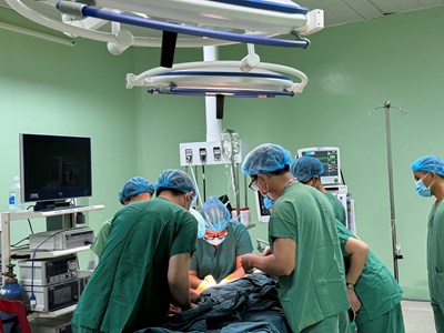 Hai cháu nhỏ trong vụ án mạng ở Quảng Ngãi đã qua cơn nguy kịch