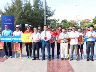 Khai mạc Giải Triathlon vô địch quốc gia năm 2024 
