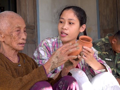 Gìn giữ làng nghề truyền thống để phát triển du lịch