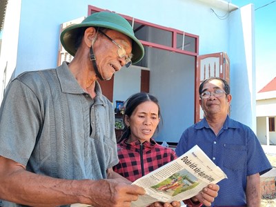 Đa dạng các hình thức giảm nghèo về thông tin ở huyện Mộ Đức