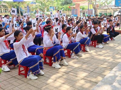 Quảng Ngãi thiếu khoảng 900 giáo viên năm học 2024 - 2025