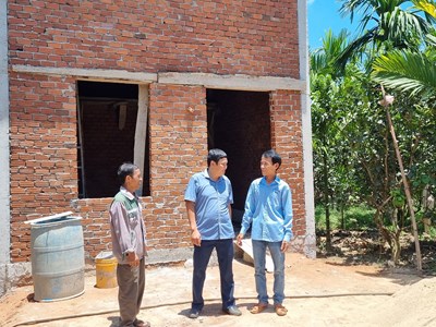 Phát động phong trào thi đua xóa nhà tạm, nhà dột nát cho người nghèo