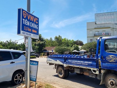 Phát hiện thêm biển quảng cáo VNVC chưa được cấp phép