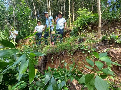 Ứng phó với sạt lở núi Mang Kà Muồng