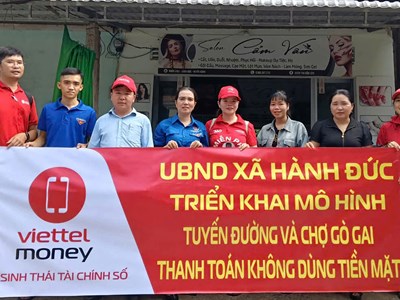 “Phủ sóng” không dùng tiền mặt ở nông thôn